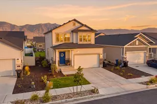 5656 N Sagewood Dr, Stansbury Park, UT 84074 - Photo 10