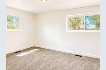 345 W Peach St S, Grantsville, UT 84029 - Photo 12