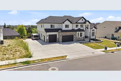 6097 W Whisper View Ln N #403, Highland, UT 84003 - Photo 2