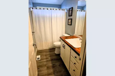 23 N Lakeview Dr, Layton, UT 84041 - Photo 14