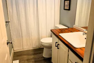 23 N Lakeview Dr, Layton, UT 84041 - Photo 14