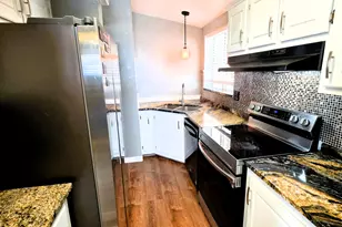 23 N Lakeview Dr, Layton, UT 84041 - Photo 8