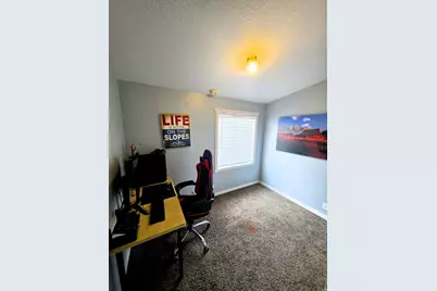 23 N Lakeview Dr, Layton, UT 84041 - Photo 16