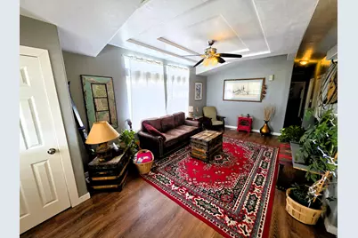 23 N Lakeview Dr, Layton, UT 84041 - Photo 6