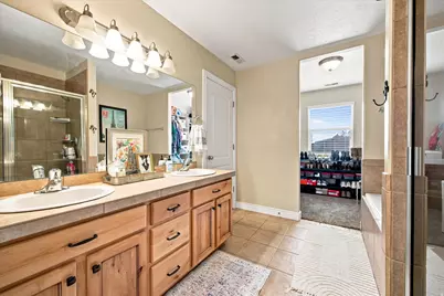 4076 W Shinnecock St, Cedar Hills, UT 84062 - Photo 14