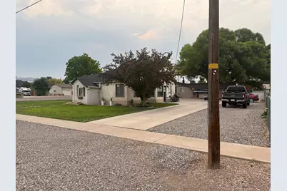 409 E 400 N, Richfield, UT 84701 - Photo 8