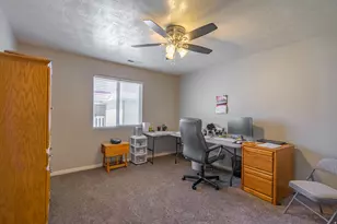 504 E Telegraph St, Washington, UT 84780 - Photo 18