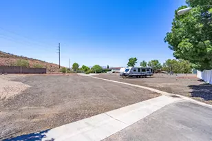 504 E Telegraph St, Washington, UT 84780 - Photo 60