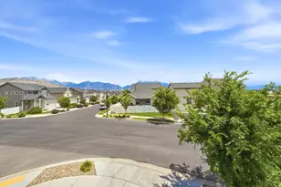 2735 N Turpin Ln, Lehi, UT 84048 - Photo 22