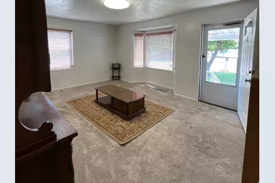 180 Mond St, Ogden, UT 84404 - Photo 4