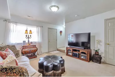 1957 N 275 W, Harrisville, UT 84414 - Photo 4