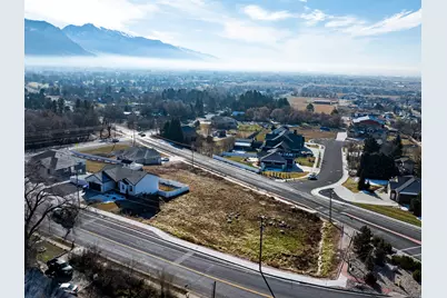 641 W Elberta Dr #1, Pleasant View, UT 84414 - Photo 8