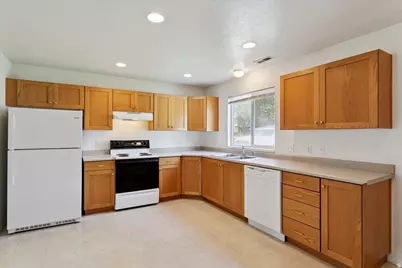 174 E Southwell St, Ogden, UT 84404 - Photo 12