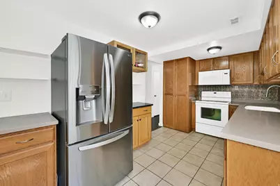 455 E 5600 S #D, Murray, UT 84107 - Photo 12