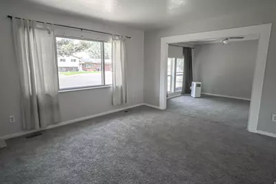 956 N 1175 W, Clinton, UT 84015 - Photo 10
