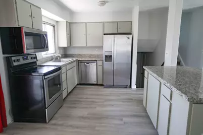 956 N 1175 W, Clinton, UT 84015 - Photo 4