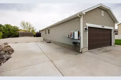 13733 S Sulky Cv, Herriman, UT 84096 - Photo 34