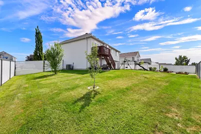 5621 S 4075 W, Roy, UT 84067 - Photo 36