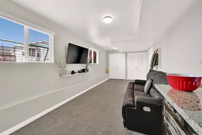 5621 S 4075 W, Roy, UT 84067 - Photo 28
