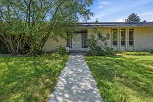 1696 E 1185 N, Logan, UT 84341 - Photo 2