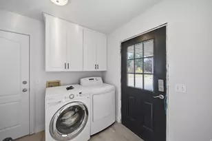 885 N Horsemans Dr, Dammeron Valley, UT 84783 - Photo 16