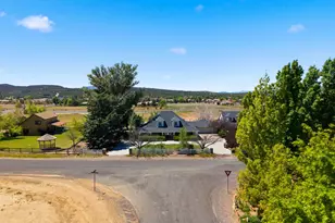 885 N Horsemans Dr, Dammeron Valley, UT 84783 - Photo 40