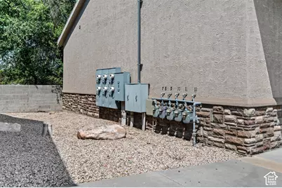 4655 S 1900 W #7,8, Roy, UT 84067 - Photo 22