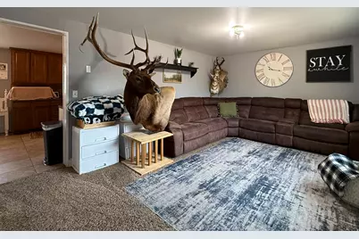 1062 N 500 W, Vernal, UT 84078 - Photo 2