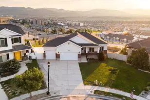 15184 S Inverleith Cv, Bluffdale, UT 84065 - Photo 2