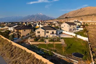 15184 S Inverleith Cv, Bluffdale, UT 84065 - Photo 2