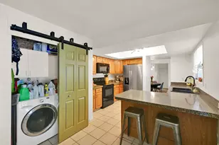 6914 S 855 E, Midvale, UT 84047 - Photo 14