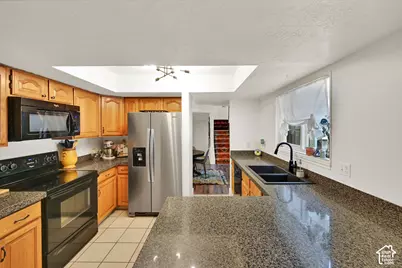 6914 S 855 E, Midvale, UT 84047 - Photo 10