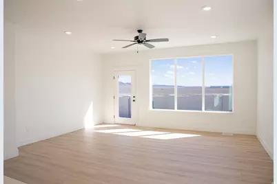 1580 E Bigtooth Maple Court Lot #7039, Eagle Mountain, UT 84005 - Photo 2
