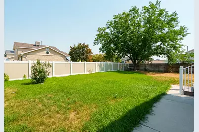 8037 S 3260 W, West Jordan, UT 84088 - Photo 22