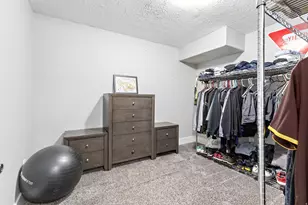 394 E Brewster Dr, Draper, UT 84020 - Photo 38
