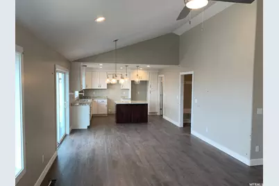 102 S 1300 E, Smithfield, UT 84335 - Photo 6
