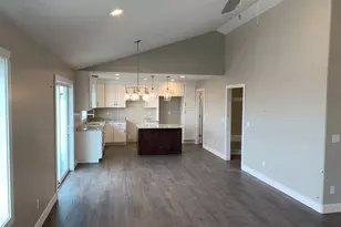 102 S 1300 E, Smithfield, UT 84335 - Photo 6