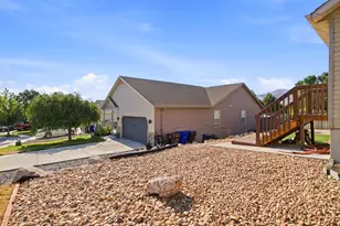 7202 N Ute Dr, Eagle Mountain, UT 84005 - Photo 26