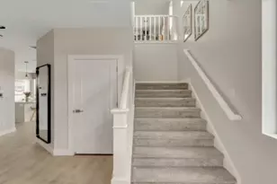 2568 N 2080 W, Clinton, UT 84015 - Photo 2