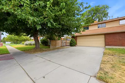5175 S 900 E, Murray, UT 84117 - Photo 4