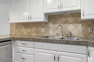 5175 S 900 E, Murray, UT 84117 - Photo 14