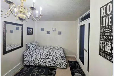 1002 Brook Haven Dr, Kaysville, UT 84037 - Photo 4