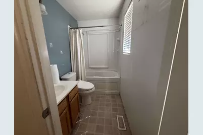 5331 S 4200 W, Roy, UT 84067 - Photo 4