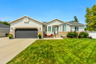 5084 W Stone Vista Ln, West Jordan, UT 84081 - Photo 2