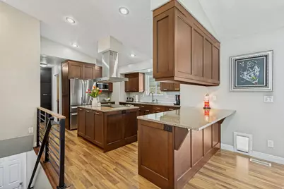 5084 W Stone Vista Ln, West Jordan, UT 84081 - Photo 6