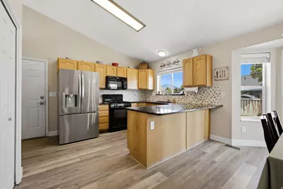 379 S 1530 E, Spanish Fork, UT 84660 - Photo 10