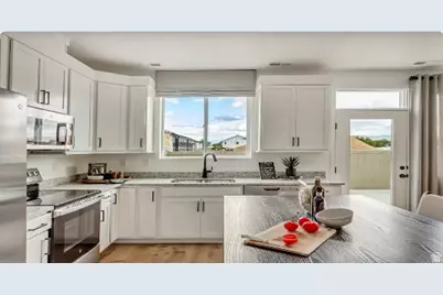 2572 N 2080 W #184, Clinton, UT 84015 - Photo 2
