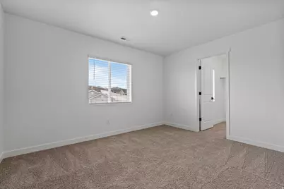 7146 Oquirrh Ranch Pkwy N, Eagle Mountain, UT 84005 - Photo 4