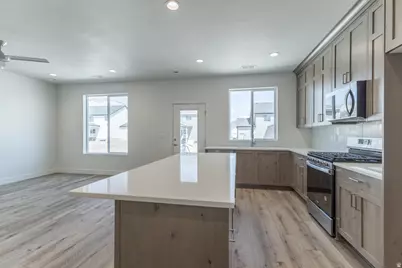 2942 N Devon Dr #249, Ogden, UT 84404 - Photo 16