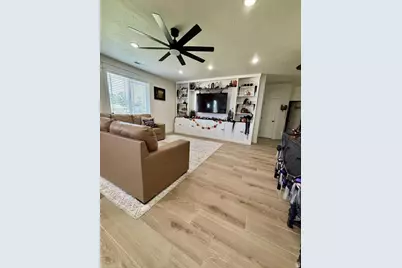 231 S 400 E E, Enterprise, UT 84725 - Photo 8